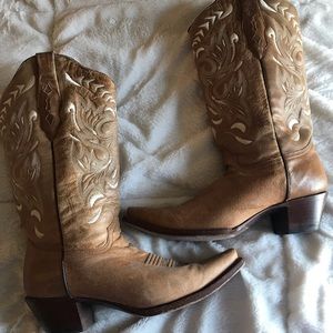 PreOwned Corral boots
